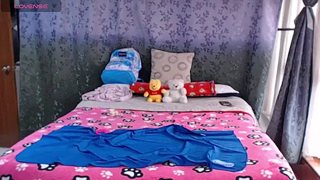 miia-big1boobs  online show from 16, 4, 2026