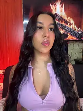 Snapshot of Tamara_Roberts1 chatting on 21, 5, 2026 Tamara Roberts1 online show from 21, 5, 2026