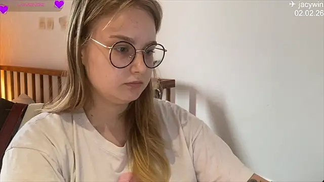 JacyWinslat online show from 2, 2, 2026