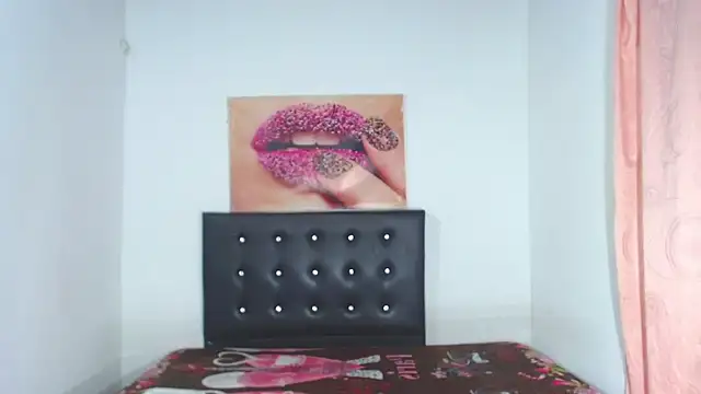 Snapshot of DOMINANTE_KLOE_ chatting on 7, 1, 2025 DOMINANTE KLOE online show from 7, 1, 2025