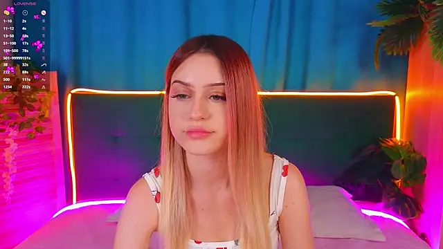 AlinaWalters online show from 7, 11, 2025