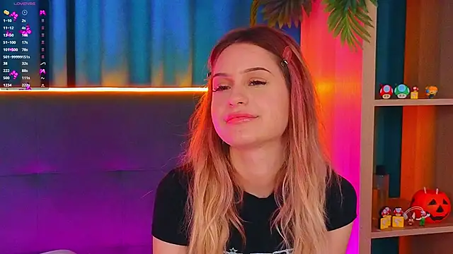 AlinaWalters online show from 9, 11, 2025