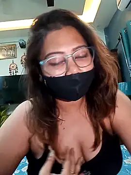 Cute-mona online show from 14, 4, 2026