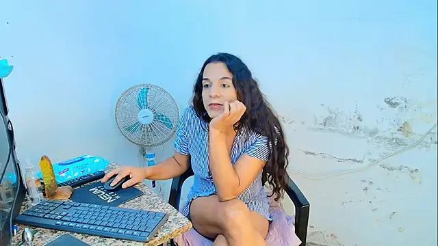 Snapshot of Oh_Tique chatting on 26, 2, 2026 Oh Tique online show from 26, 2, 2026