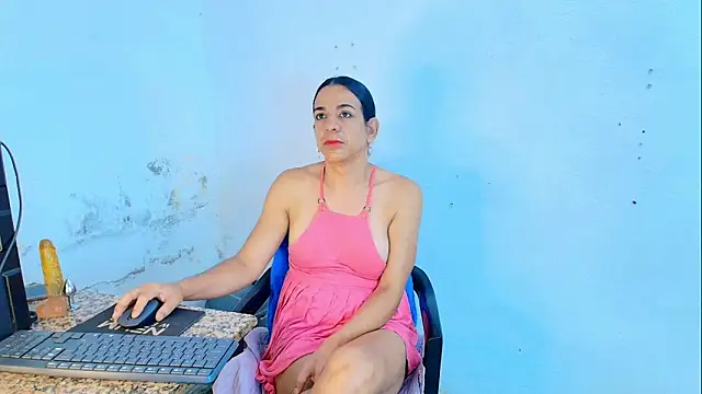 Snapshot of Oh_Tique chatting on 17, 3, 2026 Oh Tique online show from 17, 3, 2026