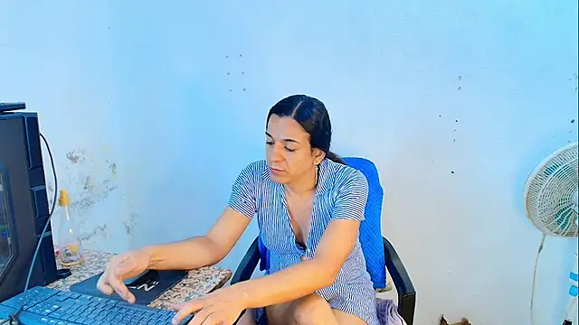Snapshot of Oh_Tique chatting on 24, 3, 2026 Oh Tique online show from 24, 3, 2026