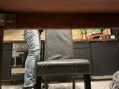 Snapshot of SunnyWild chatting on 21, 2, 2025 SunnyWild online show from 21, 2, 2025