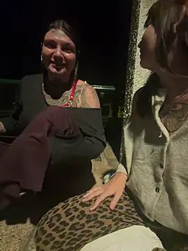 lizzardqueeen online show from 21, 4, 2026