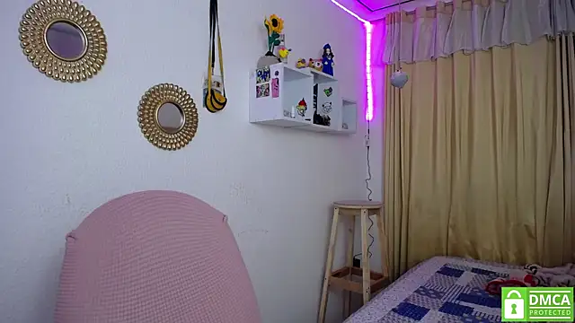 Snapshot of Soffy-brooks chatting on 14, 2, 2025 Soffy-brooks online show from 14, 2, 2025