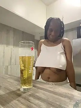 Snapshot of Wettitiesxxx chatting on 28, 5, 2026 Wettitiesxxx online show from 28, 5, 2026