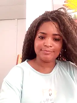 Snapshot of hilary-08 chatting on 23, 9, 2025 hilary-08 online show from 23, 9, 2025