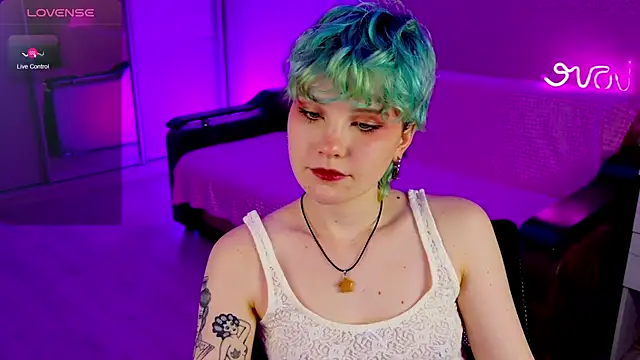 Snapshot of School_Love chatting on 29, 12, 2024 School Love online show from 29, 12, 2024