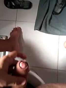 lobomisterioso13 online show from 14, 11, 2025