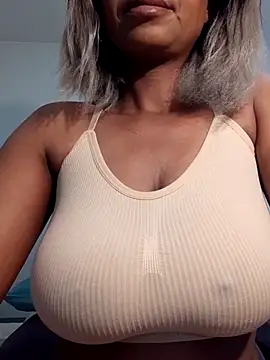 Snapshot of realsquirter chatting on 4, 2, 2026 realsquirter online show from 4, 2, 2026