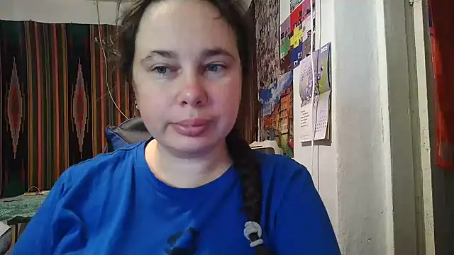 Cora Maro online show from 21, 9, 2025