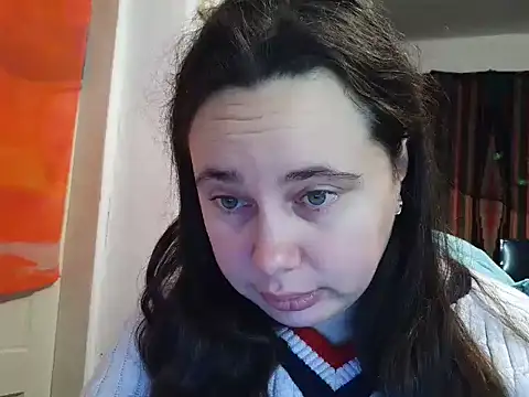 Cora Maro online show from 9, 11, 2025