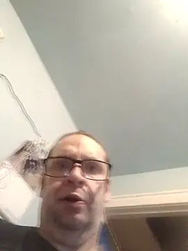 Snapshot of fastesttongue1680 chatting on 2, 4, 2026 fastesttongue1680 online show from 2, 4, 2026