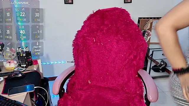 Snapshot of RoxaneEvans_ chatting on 17, 1, 2026 RoxaneEvans online show from 17, 1, 2026