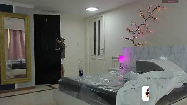 charolbruce 1 online show from 16, 4, 2026