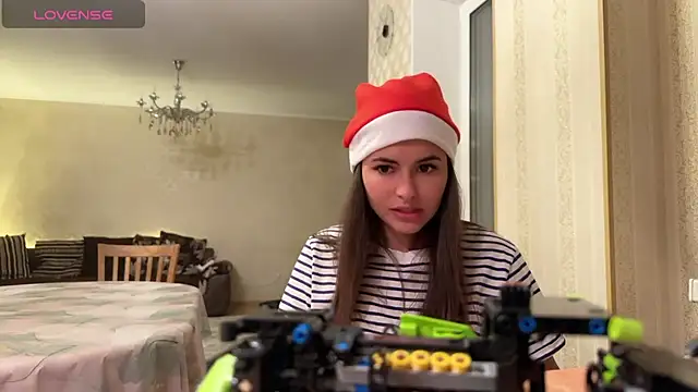 Snapshot of AmiCumOn chatting on 25, 12, 2024 AmiCumOn online show from 25, 12, 2024