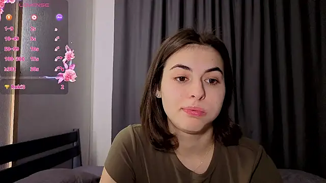 Snapshot of AmiCumOn chatting on 9, 10, 2025 AmiCumOn online show from 9, 10, 2025