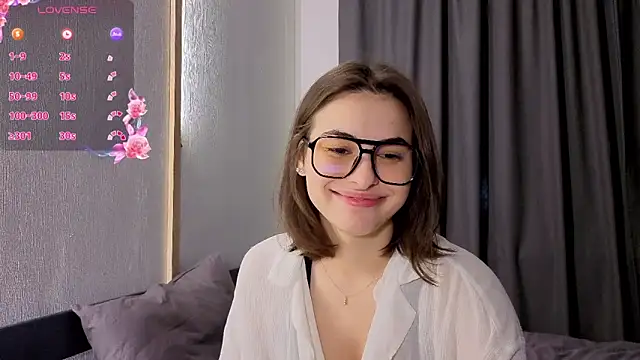 Snapshot of AmiCumOn chatting on 13, 10, 2025 AmiCumOn online show from 13, 10, 2025