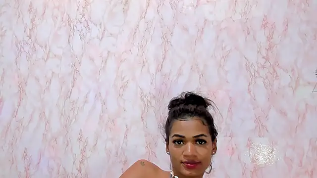 Snapshot of BarbieHotLaura chatting on 6, 1, 2025 BarbieHotLaura online show from 6, 1, 2025