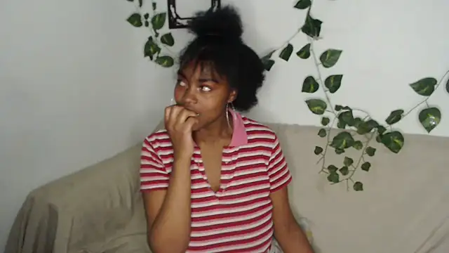 lyssyhorny online show from 3, 10, 2025