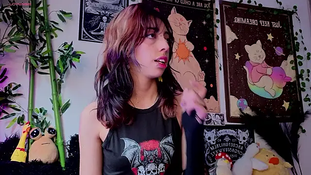 Nyx nayla online show from 4, 3, 2026