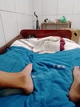 Snapshot of Leovmli chatting on 10, 10, 2025 Leovmli online show from 10, 10, 2025