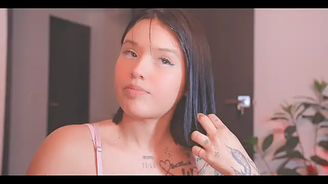 LorenRosse online show from 11, 2, 2026