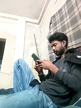 Snapshot of NICK_IN chatting on 5, 1, 2025 NICK IN online show from 5, 1, 2025