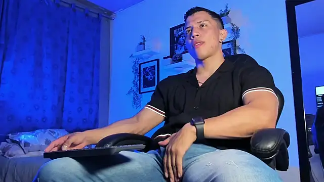 ThomsEvery  online show from 13, 11, 2025