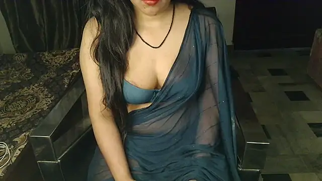 Snapshot of aarushi_sharmaa chatting on 3, 4, 2026 aarushi sharmaa online show from 3, 4, 2026