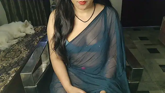 Snapshot of aarushi_sharmaa chatting on 4, 4, 2026 aarushi sharmaa online show from 4, 4, 2026