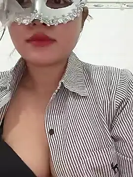 Snapshot of girldam95 chatting on 25, 2, 2026 girldam95 online show from 25, 2, 2026