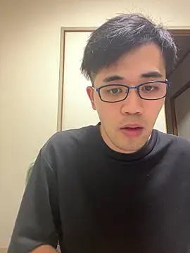 Snapshot of ryusei18570 chatting on 2, 11, 2025 ryusei18570 online show from 2, 11, 2025