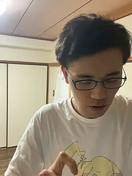 Snapshot of ryusei18570 chatting on 18, 3, 2026 ryusei18570 online show from 18, 3, 2026