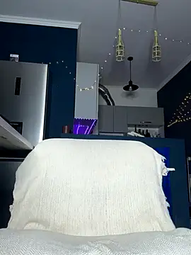 NickiLike online show from 28, 9, 2025