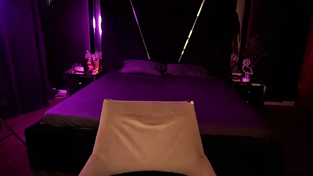 Snow WhiteeeX online show from 13, 9, 2025