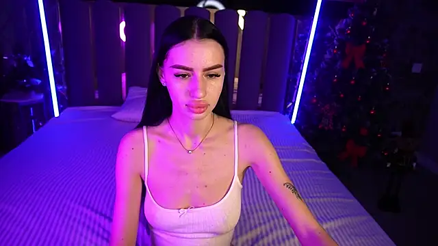 Snow WhiteeeX online show from 23, 12, 2025