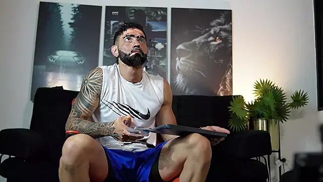 Austin bolt online show from 18, 9, 2025