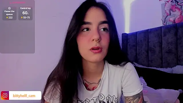 Snapshot of Alice_woodville chatting on 1, 3, 2025 Alice woodville online show from 1, 3, 2025