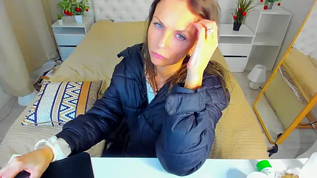 Elizabe th online show from 15, 12, 2024