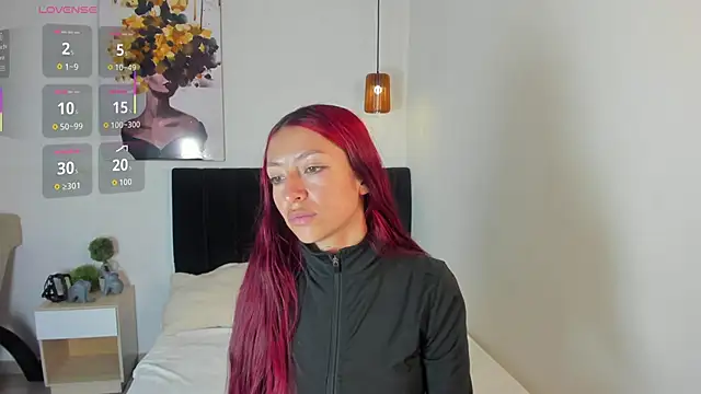 Scarlett  bell online show from 28, 10, 2025