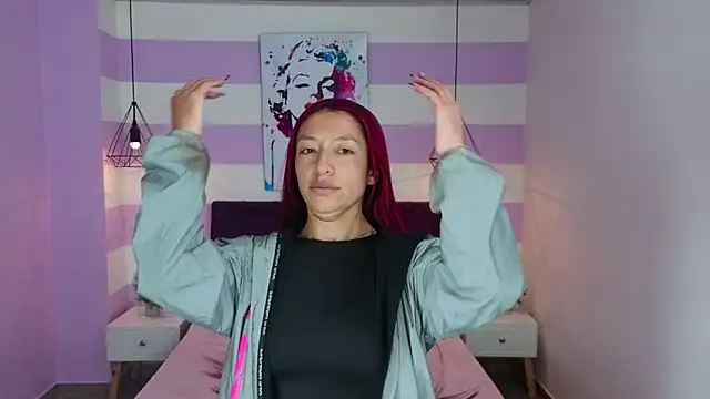 Scarlett  bell online show from 8, 4, 2026