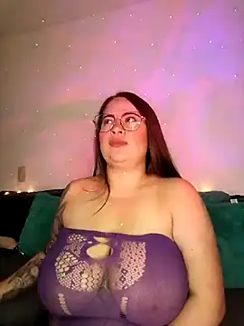 Snapshot of soofy__ chatting on 21, 4, 2026 soofy online show from 21, 4, 2026