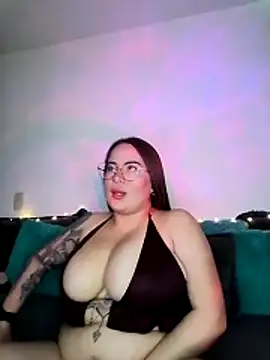 Snapshot of soofy__ chatting on 2, 5, 2026 soofy online show from 2, 5, 2026