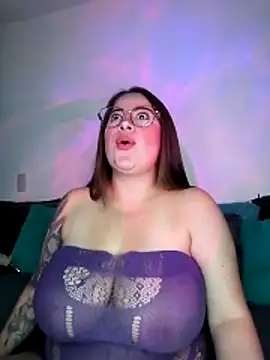 Snapshot of soofy__ chatting on 8, 5, 2026 soofy online show from 8, 5, 2026