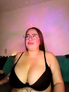 Snapshot of soofy__ chatting on 9, 5, 2026 soofy online show from 9, 5, 2026
